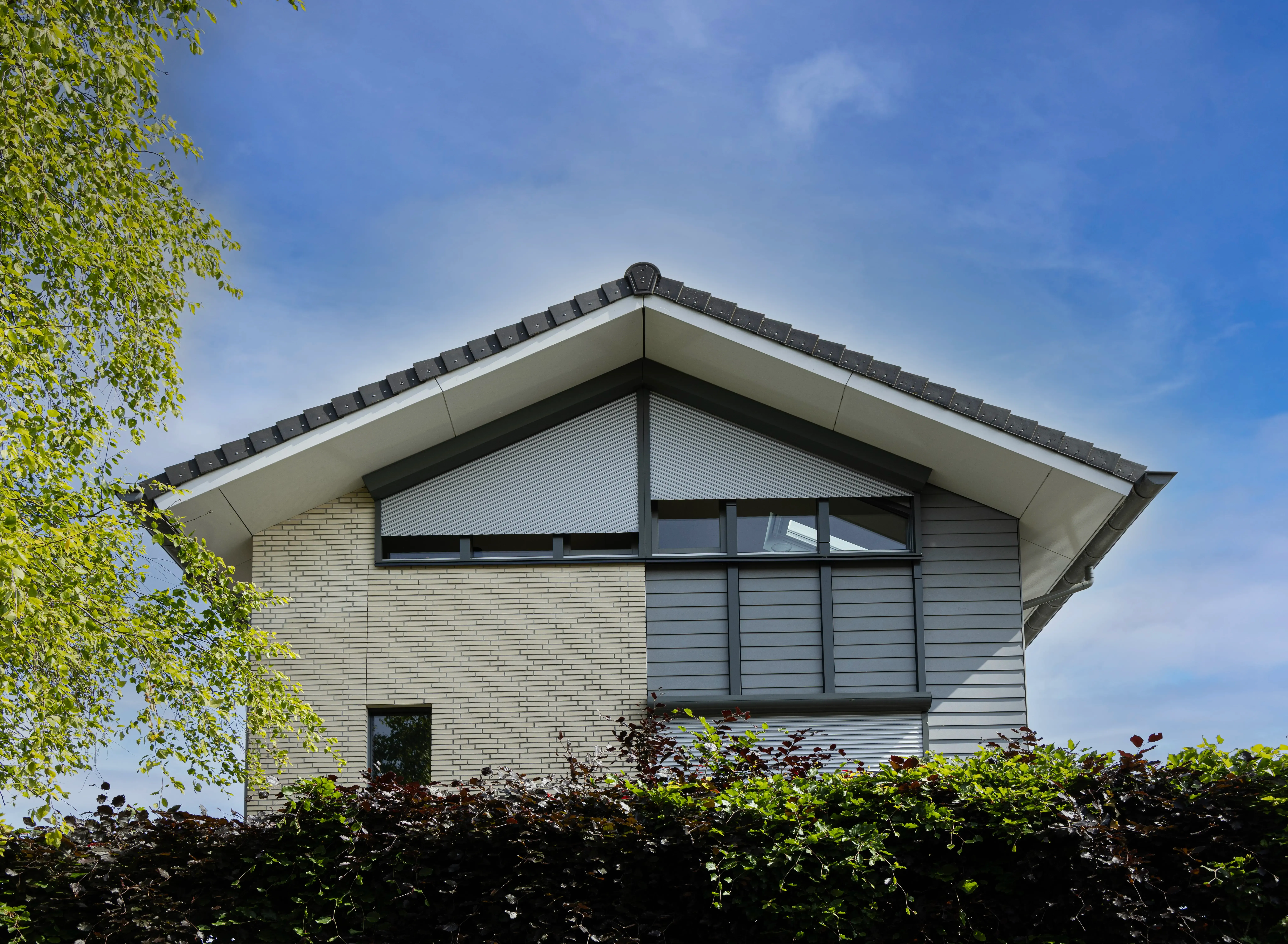 Schrägrollladen für schräge Fensterflächen