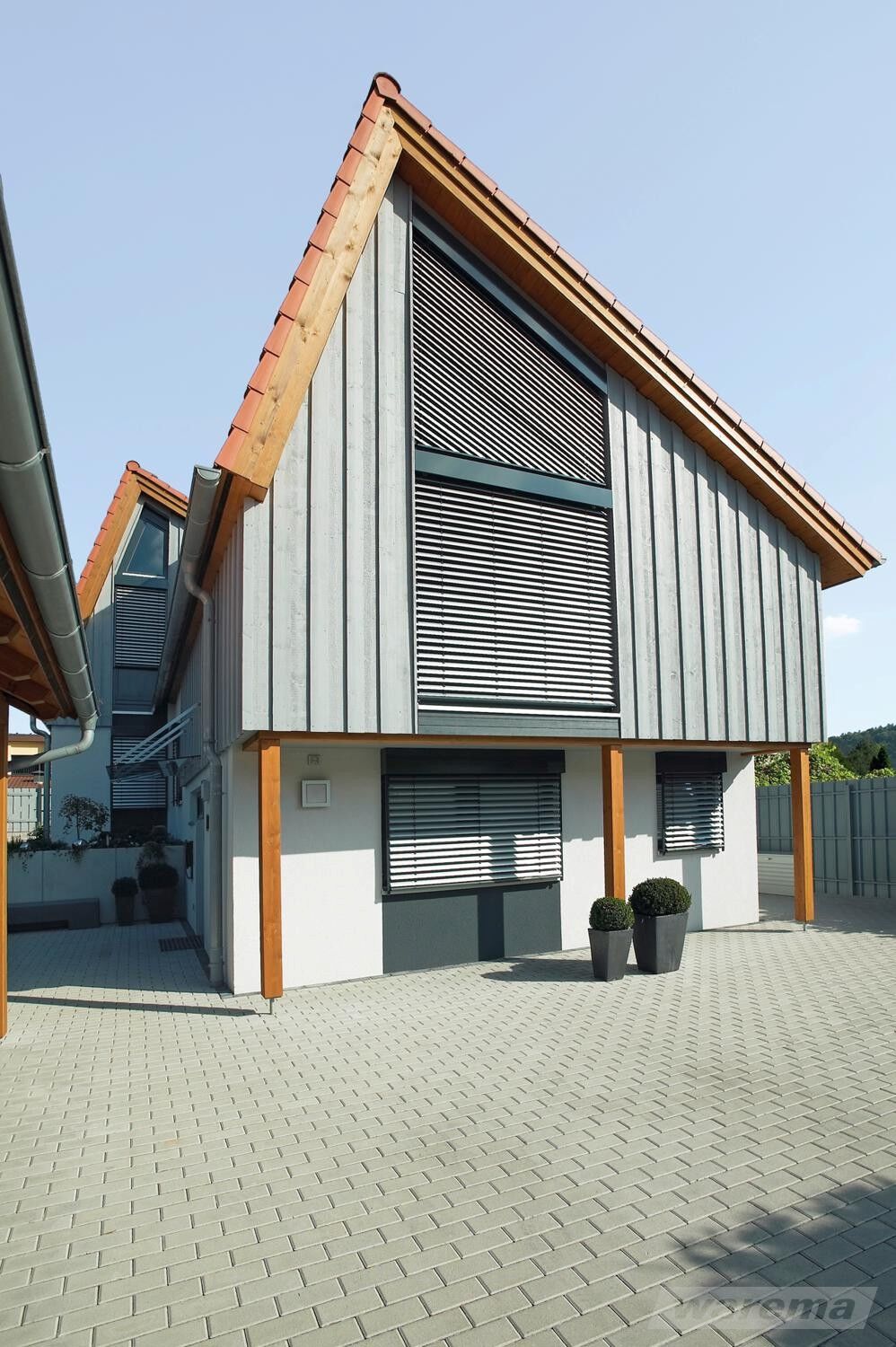 Schräge Jalousie von Warema für schräge Fensterflächen